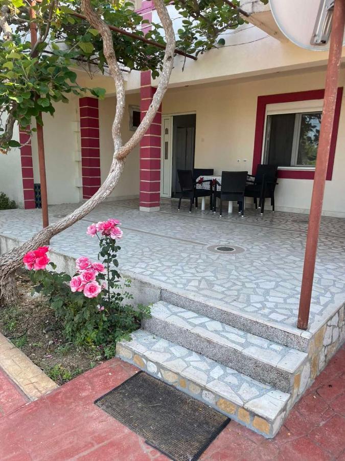 Villa Nilic Bar Extérieur photo